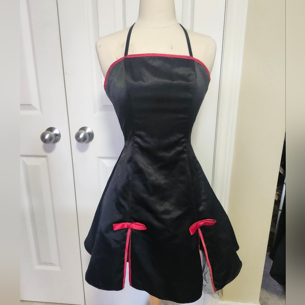 3/$50 Majora Black & Red Vintage Flapper Satin Dress